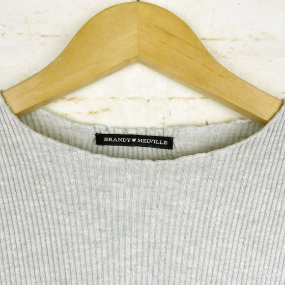Brandy Melville Ribbed Crop Top Womens One Size Gray Lettuce Hem Short Sleeve - Picture 4 of 9